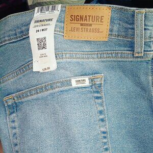 Women's jeans plus size signature Gold by Levi Strauss & company heritage high r